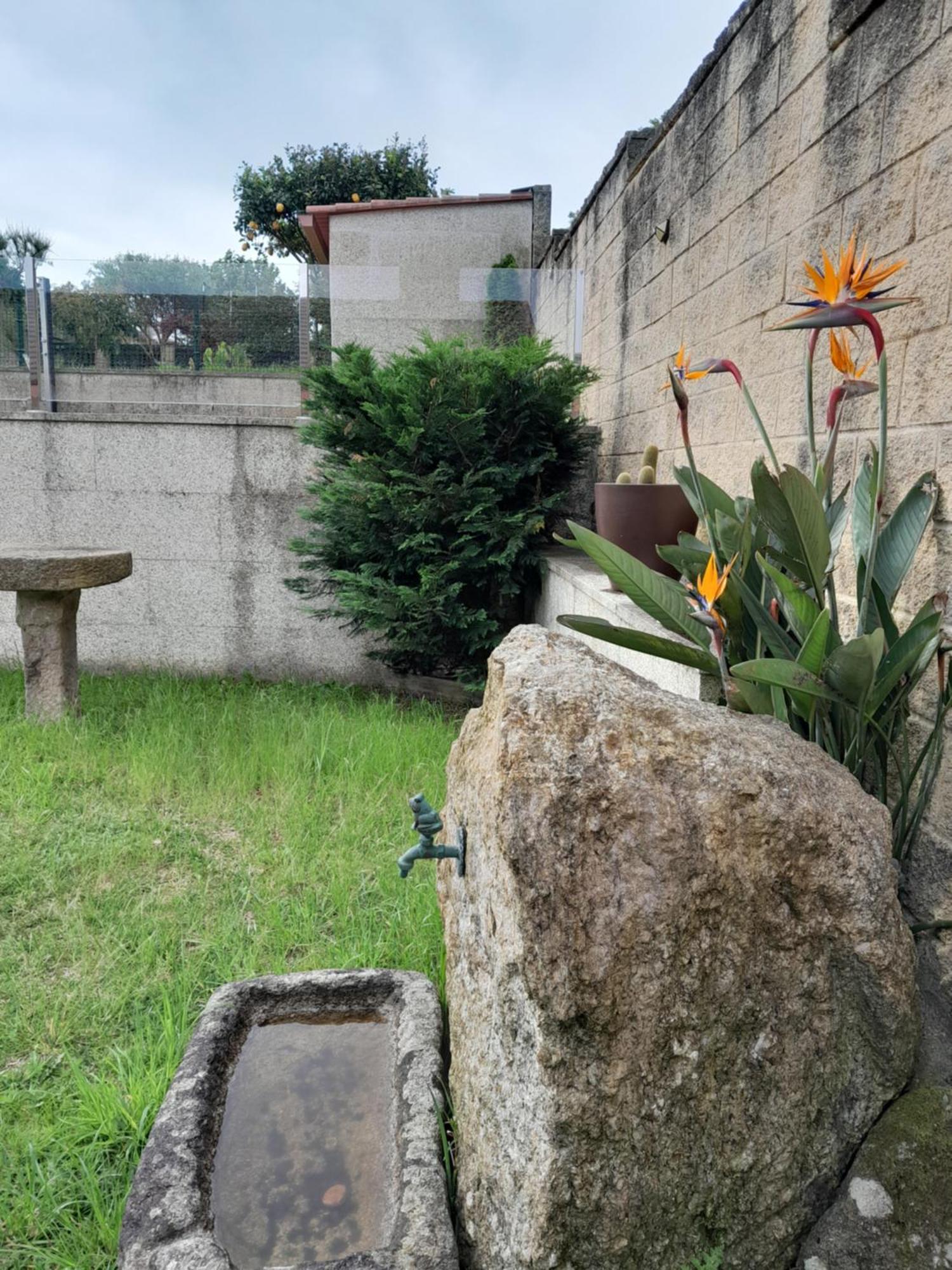 La Casa De Las Ranas Poio Exteriör bild